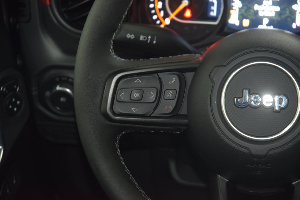Used 2026 Jeep Wrangler Unlimited Rubicon w/ Safety Group AWD/4WD image 45