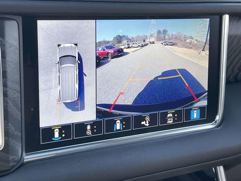 Used 2021 GMC Yukon Denali w/ Denali Ultimate Package image 27