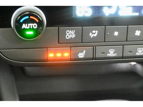 New 2026 Subaru Outback Premium image 30