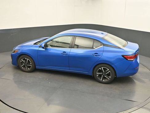 Used 2024 Nissan Sentra SV FWD image 39