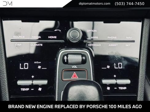 Used 2020 Porsche Cayenne AWD/4WD image 38