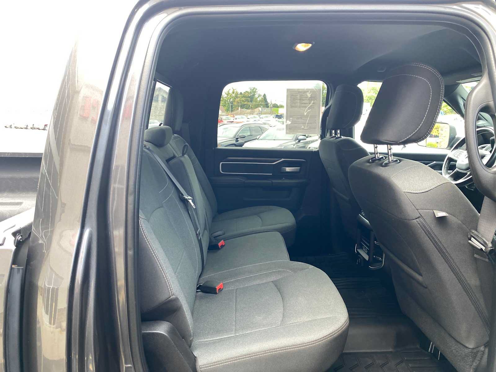 Used 2022 RAM 2500 Big Horn w/ Level C Equiment Group AWD/4WD image 34
