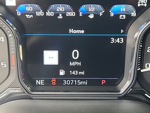 Used 2023 GMC Sierra 2500 AT4 w/ AT4 Premium Plus Package image 12