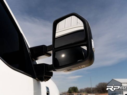 Used 2022 Ford F450 Limited w/ FX4 Off-Road Package image 15