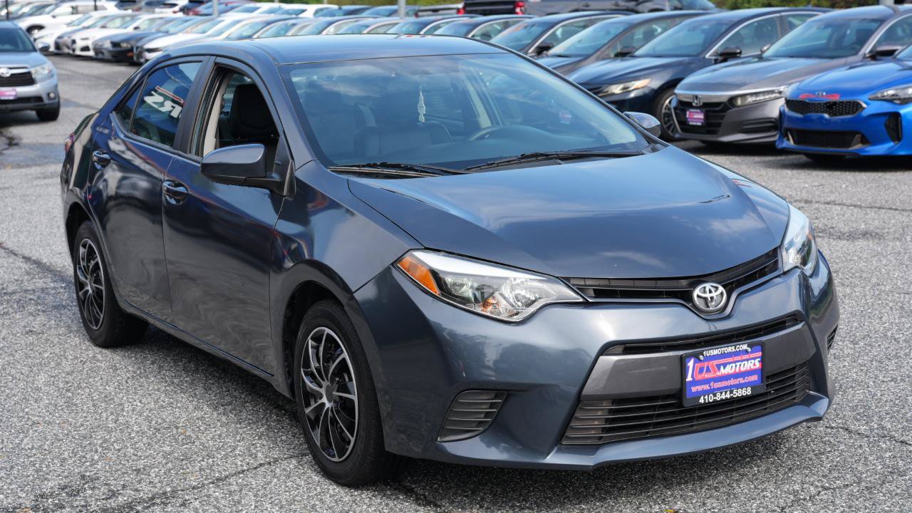 Used 2016 Toyota Corolla LE FWD image 3