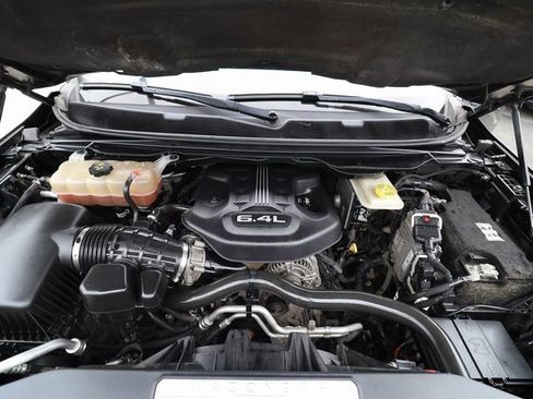 Used 2022 Jeep Grand Wagoneer Series III w/ Rear Seat Video Group 1 image 35