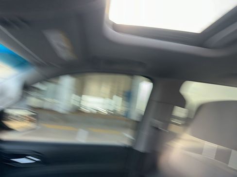 Used 2017 Chevrolet Tahoe LT w/ LT Signature Package image 29