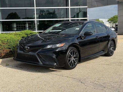 Used 2021 Toyota Camry SE FWD image 7