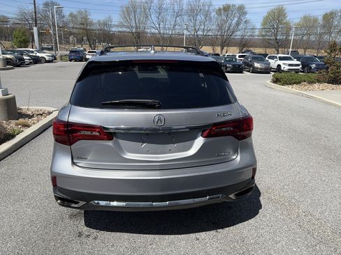 Used 2018 Acura MDX SH-AWD image 5