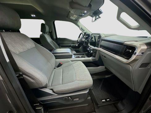 Used 2021 Ford F150 XLT w/ Equipment Group 302A High image 31