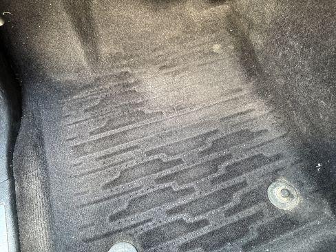 Used 2017 Jeep Grand Cherokee Overland image 17