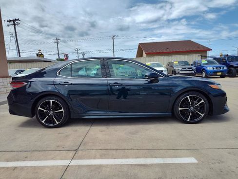 Used 2019 Toyota Camry XSE w/ Driver Assist Package FWD image 3