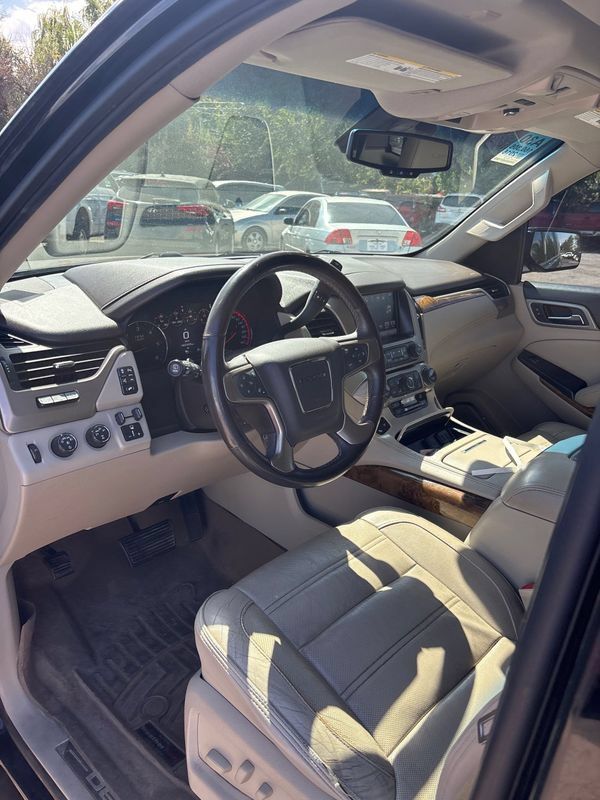 Used 2016 GMC Yukon Denali w/ Open Road Package AWD/4WD image 2