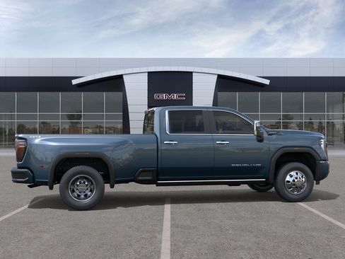 New 2026 GMC Sierra 3500 Denali Ultimate AWD/4WD image 29