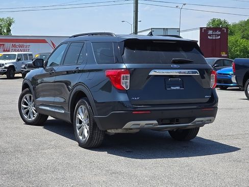 Used 2023 Ford Explorer XLT w/ Equipment Group 202A image 5