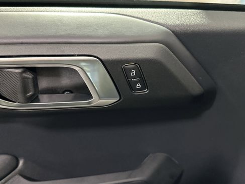 New 2025 Ford Bronco Outer Banks image 17