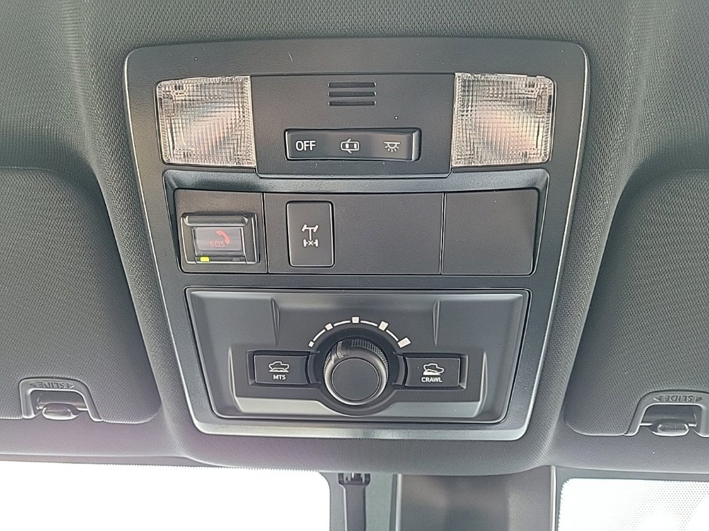 Used 2021 Toyota Tacoma TRD Off-Road AWD/4WD image 27