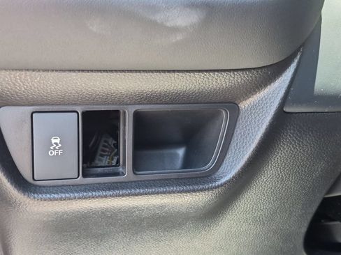 Used 2026 Honda HR-V LX image 16