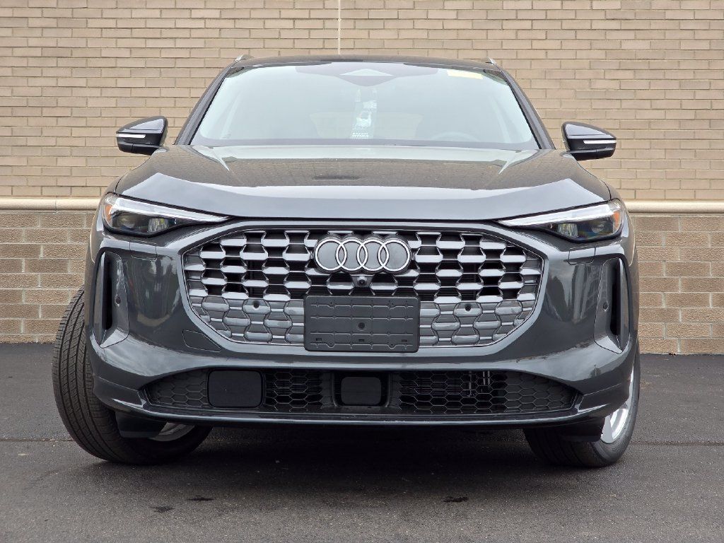 Certified 2025 Audi Q5 Premium Plus w/ Premium Plus AWD/4WD image 29