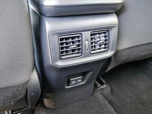 Used 2024 Toyota RAV4 XLE FWD image 22