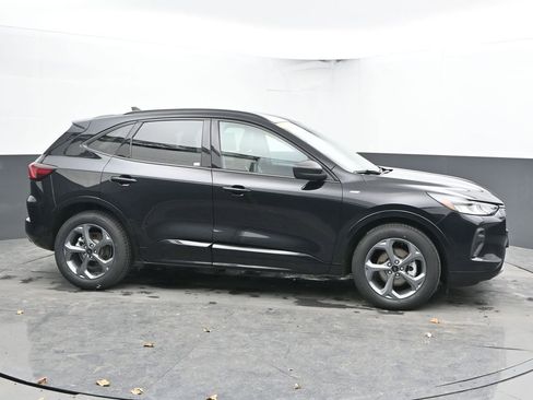 Used 2024 Ford Escape ST-Line image 12