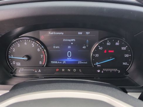 Used 2021 Ford Explorer XLT w/ Equipment Group 202A image 11