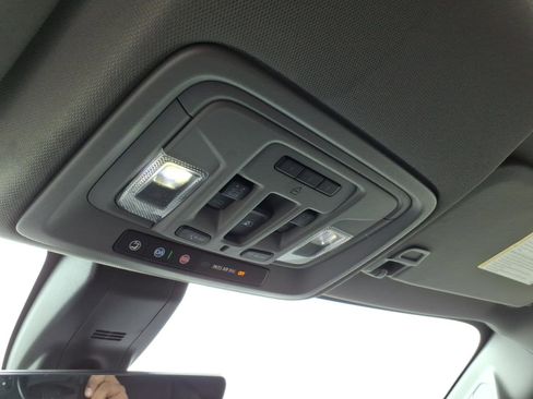 Certified 2022 GMC Sierra 1500 Denali w/ Denali Reserve Package image 24