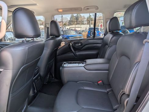 Used 2022 INFINITI QX80 Luxe w/ Cargo Package image 15