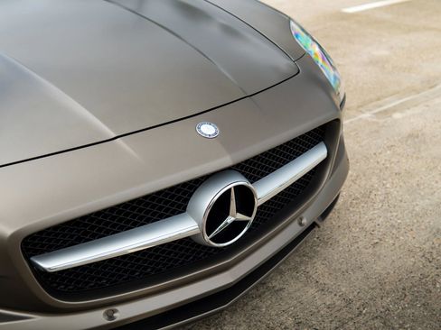 Used 2012 Mercedes-Benz SLS AMG Coupe image 17