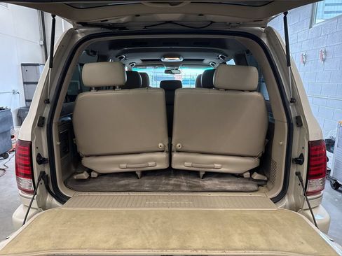 Used 2006 Lexus LX 470 4WD image 23