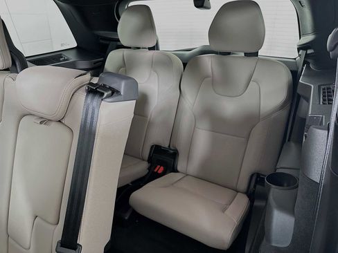 Used 2025 Volvo XC90 B6 Plus w/ Protection Package Premier image 26