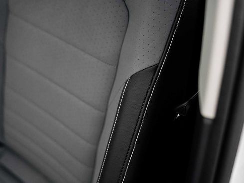 New 2026 Volkswagen Jetta SE image 22