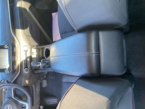 Used 2024 Nissan Altima 2.5 SV image 24