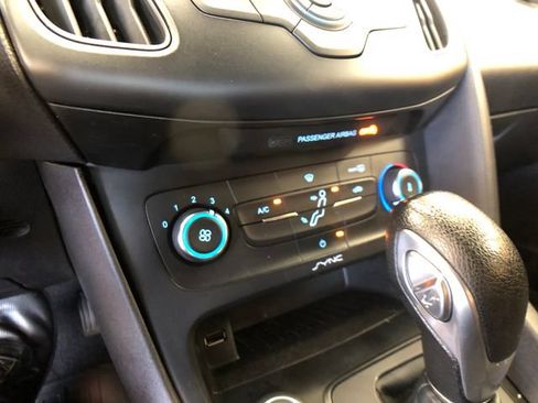 Used 2015 Ford Focus S FWD image 17