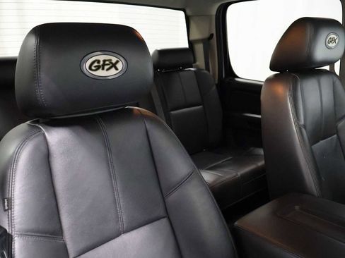 Used 2010 GMC Sierra 1500 SLT AWD/4WD image 20