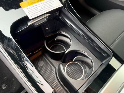 Used 2026 Mercedes-Benz GLC 300 4MATIC image 27