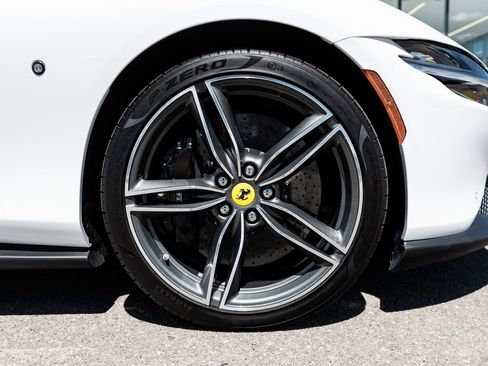 Used 2024 Ferrari Roma Spider RWD image 16