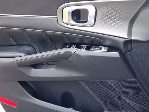 Used 2022 Kia Sorento SX FWD image 21