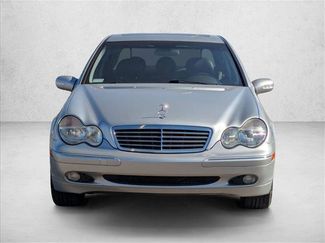 Used 2003 Mercedes-Benz C 240 Sedan video 2
