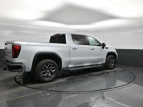 New 2026 GMC Sierra 1500 SLT w/ SLT Premium Plus Package AWD/4WD image 8