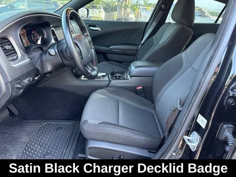 Used 2021 Dodge Charger SXT w/ Blacktop Package RWD image 12