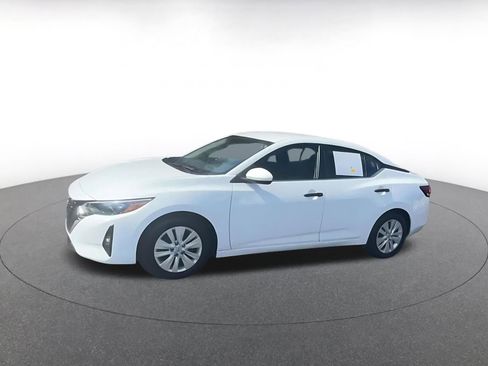 Used 2025 Nissan Sentra S image 7