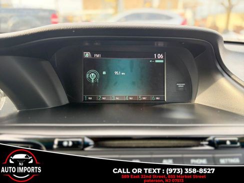 Used 2017 Honda Accord Sport image 24