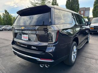 New 2026 Chevrolet Suburban Premier w/ Sun And Tow Package AWD/4WD video 3