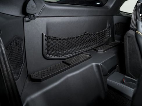 Used 2023 Lamborghini Huracan EVO RWD image 32