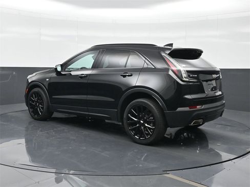 Used 2022 Cadillac XT4 Sport w/ Comfort Package image 3