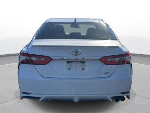 Used 2019 Toyota Camry SE image 7