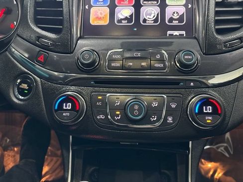 Used 2017 Chevrolet Impala Premier FWD image 26