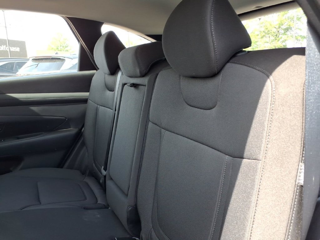 Certified 2026 Hyundai Tucson SE FWD image 11