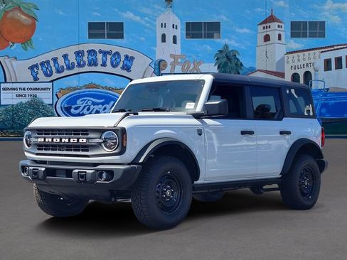 New 2026 Ford Bronco Big Bend w/ Black Diamond Package AWD/4WD image 2